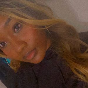 Meet your Posher, La